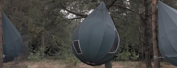 RAINDROP-SHAPED TREE TENTS